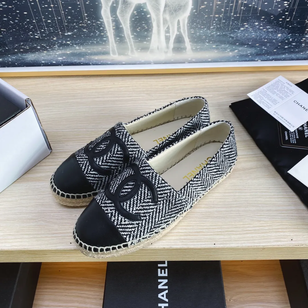 👟👟Ex-factory price 420👟👟 🌈🌈Chanel Chanel✈️2023s spring and summer new fisherman shoes😍😍Taikoo Hui purchased three pairs of original versions for development🐂🐂🤩Original versions are shipped one to one❗️❗️Code number: 34-42 (34 41 42 customized)